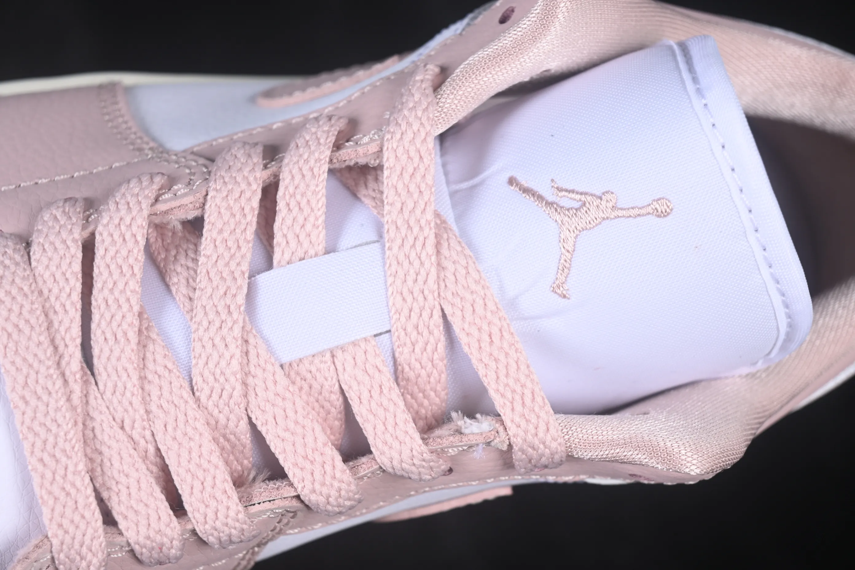 All categories Air Jordan Jordan series basketball shoes Air Jordan 1 Low G version pure original Air Jordan 1 Low AJ1 Joe 1 white pink low-top retro culture basketball shoes DC0774-162